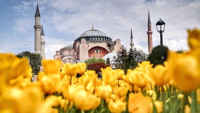 Ayasofya müze mi kalacak, cami mi olacak?