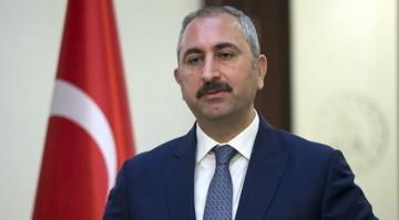 Abdulhamit Gül, gündeme ilişkin soruları cevaplıyor.