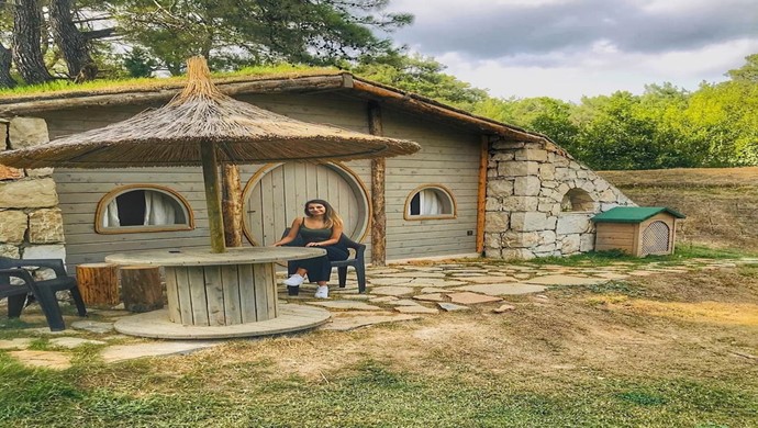 Ünsal, Dünya `da İlk Hobbit Köyü Evleri Antalya `da