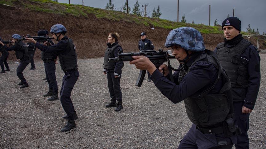 Polis adaylarının eğitimlerine başladı